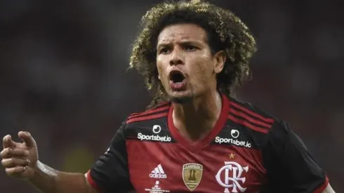 Lesão de Arão obriga Flamengo a se movimentar no mercado