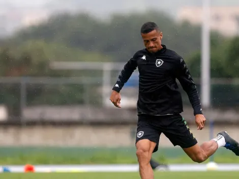 Inspirado em Cícero, lateral mira chance no Botafogo com Eduardo Barroca