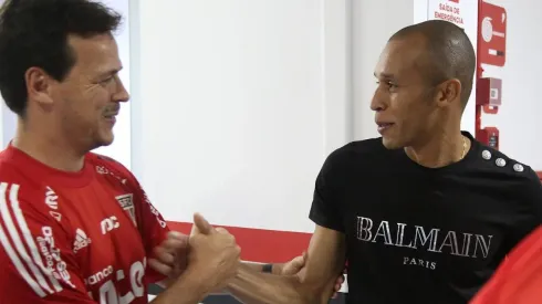 Miranda pode voltar ao Tricolor – Foto: Rubens Chiri/SPFC.