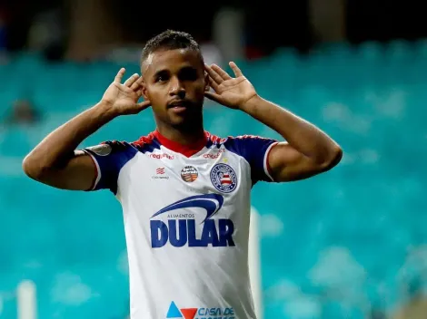 Élber se emociona em sua despedida do Bahia