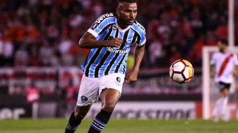 Léo Gomes fica próximo de ser opção. Getty Images