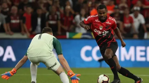 Nikão é uma das baixas do Furacão. Getty Images
