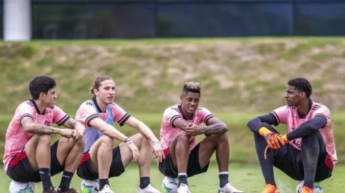 Jogadores do Fla vivem fase ruim — (Foto: Marcelo Cortes/CRF)