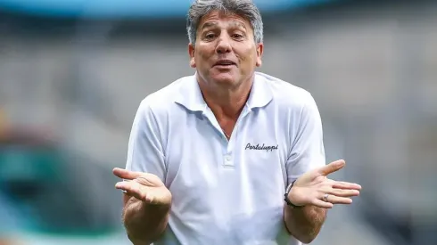 Renato fez elogios ao jogador – Foto: Lucas Uebel/Grêmio.