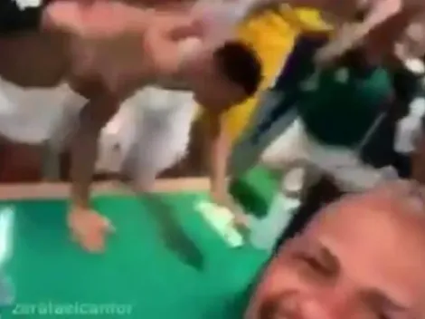 Felipe Melo puxa Luiz Adriano e comanda zoeira no vestiário do Palmeiras: "Cala a boca, secador"