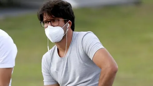 Tricolor busca um acerto com volante do Santa Cruz. Felipe Oliveira / EC Bahia / Divulgação