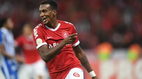 Edenilson é um dos alvos do Galo. Ricardo Duarte / Internacional / Divulgação