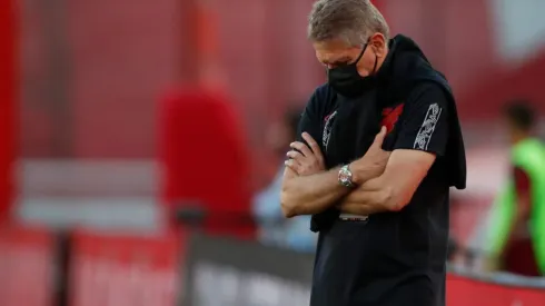 Autuori deve liberar o meia. Getty Images