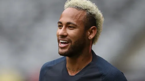 Neymar declarou seu amor ao Santos e desmentiu ser torcedor do Palmeiras