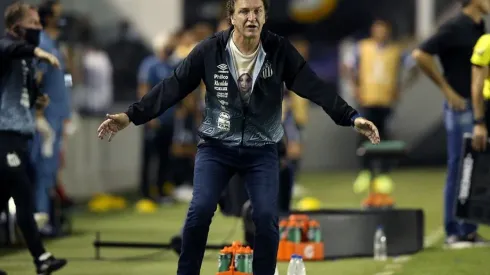 O Santos corre para renovar o contrato com Cuca