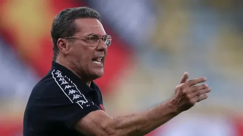 Luxa tem moral no Vascão — Foto: Getty Images