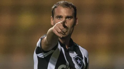 Carli pode voltar ao Botafogo. Getty Images