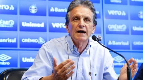 Atacante deve ser emprestado pela diretoria tricolor. Lucas Uebel/Divulgação Grêmio