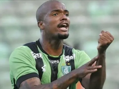 Renato estuda investida para trazer zagueiro Messias, do América-MG