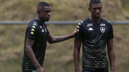 Kanu é alvo do São Paulo. Vitor Silva/Botafogo