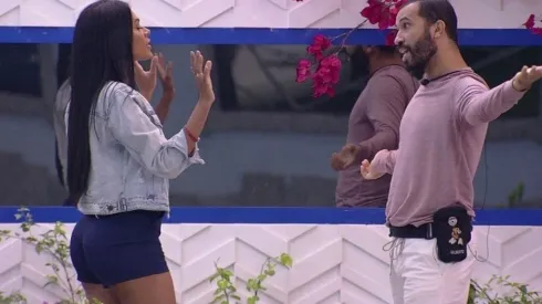 Pocah e Gilberto discutiram feio no BBB 21