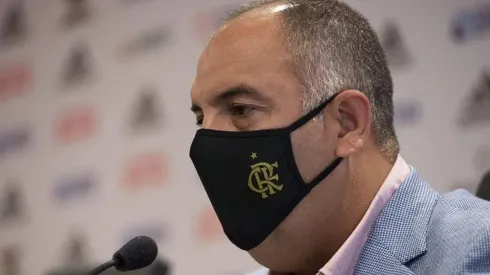 Braz durante entrevista coletiva — Foto: Alexandre Vidal / CRF