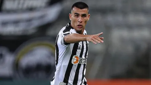 Zagueiro comentou sobre a saída do treinador – Foto: Pedro Souza/Flickr Oficial do Atlético/Divulgação.