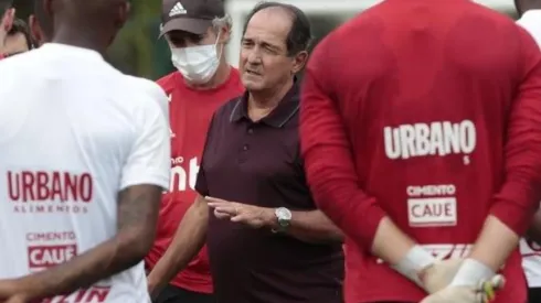 Muricy ajuda no planejamento de 2021 - Foto: Rubens Chiri/SPFC.