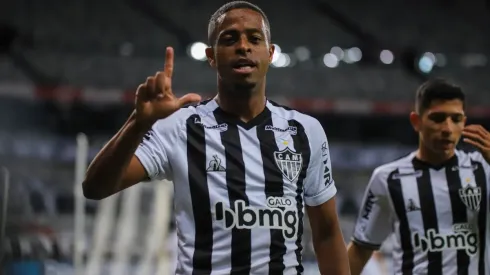 Empresário de Keno solta o verbo com suposta rixa com Sampaoli: