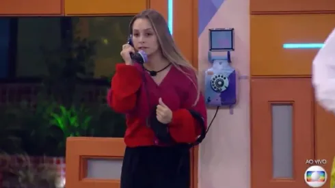 Carla Diaz atende Big Fone e indica três ao paredão dessa semana