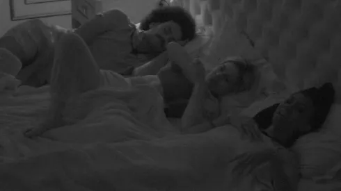 Viih Tube conversa com brothers antes de dormir