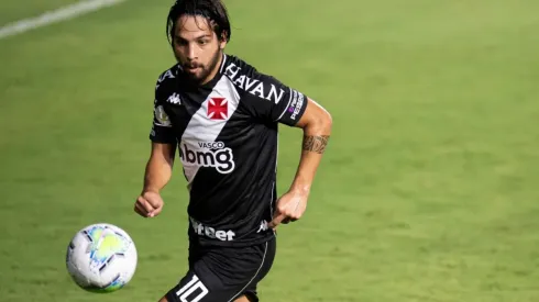 Meia já teria se acertado com o Tricolor - Foto: Jorge Rodrigues/AGIF.