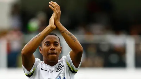 Robinho teve sentença confirmada na Itália