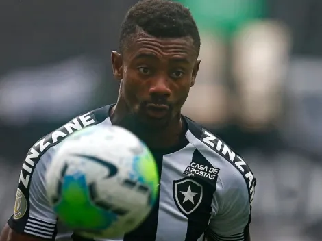 Botafogo vira refém de Kalou e Durcesio vê advogado dificultar: "Quer mais que o dobro"