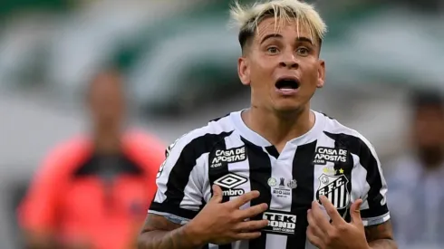 Soteldo é o artilheiro do jogo até o momento: ele acertou uma linda cobrança de falta (Foto: Getty Images)