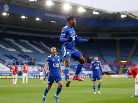 Manchester United é surpreendido e cai para o Leicester