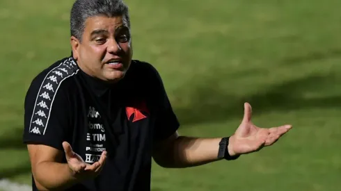 Treinador não deve contar com o quinteto - Foto: Thiago Ribeiro/AGIF.