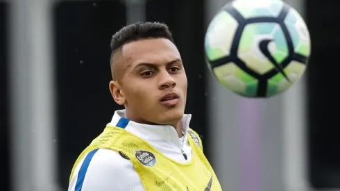 Léo Jabá pode pintar no Vasco – Foto: Rodrigo Gazzanel/Agência Corinthians.