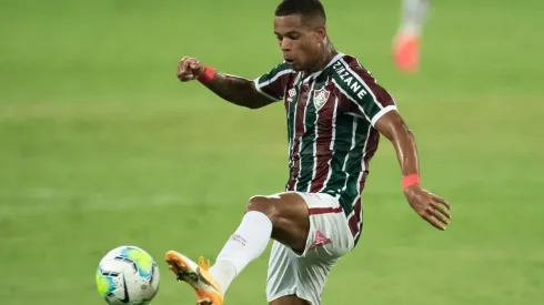 Caio Paulista pode estar incluso na lista oferecida ao Grêmio – Foto: Jorge Rodrigues/AGIF.