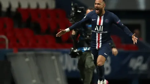Neymar em campo pelo PSG. (Foto: Getty Images)
