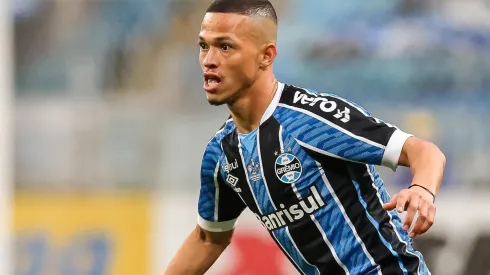 Darlan vinha sem moral com Portaluppi - Foto: Pedro H. Tesch/AGIF.