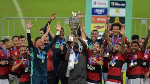 Flamengo fica com o título da Taça Guanabara. (Foto: AGIF)