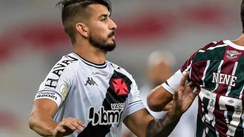 Zagueiro falou sobre o momento do Cruz-Maltino – Foto: Thiago Ribeiro/AGIF.