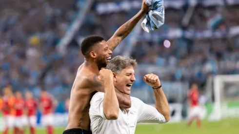 André teve bons momentos com Renato – Foto: Jeferson Guareze/AGIF.