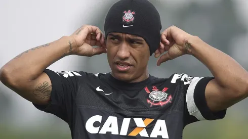 Paulinho deve mudar de ares em 2021 – Foto: Daniel Augusto Jr/Agência Corinthians.