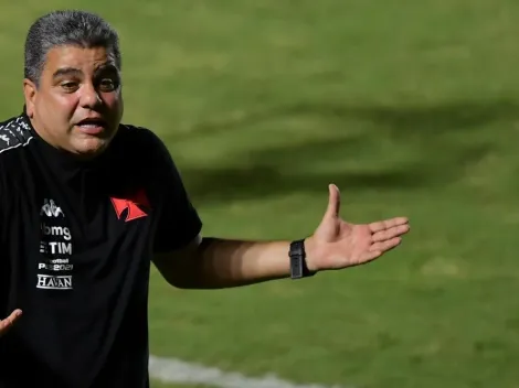 Marcelo Cabo não aprova lateral, que está de saída do Vasco