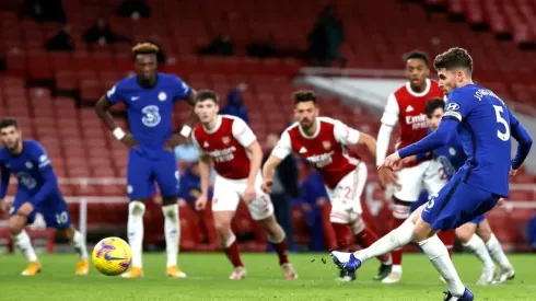 Chelsea e Arsenal se enfrentam nesta quarta-feira (12)