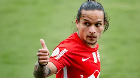 Artur teve poucas chances no Palmeiras - Foto: Diogo Reis/AGIF.