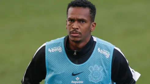 Atacante vem sendo constantemente cobrado - Foto: Marcello Zambrana/AGIF.