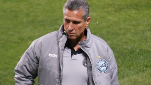 Ciclo de Jorginho à frente do Atlético-GO chegou ao fim (Foto: Gabriel Machado/AGIF)