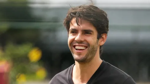Kaká fica encantado com Crespo