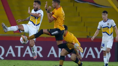 Boca e Barcelona se enfrentam na Bombonera