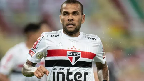 Lateral foi um dos temas da entrevista do técnico - Foto: Jorge Rodrigues/AGIF.