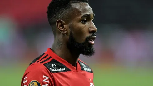 Futuro de Gerson pode ter reviravolta – Foto: Thiago Ribeiro/AGIF.