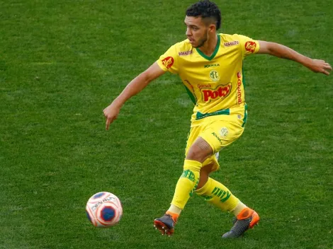 Presidente do Atlético-GO intercede e Santos acerta com Moraes; veja resumo do mercado